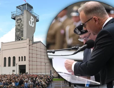 Miniatura: Wzruszony kombatant przerwał mowę....