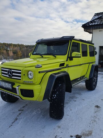 Mercedes Benz G500