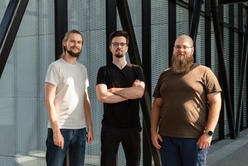 Dominik Baraniecki, Piotr Walter i&nbsp;Tomasz Raczyński, autorzy projektu SmartHEAL