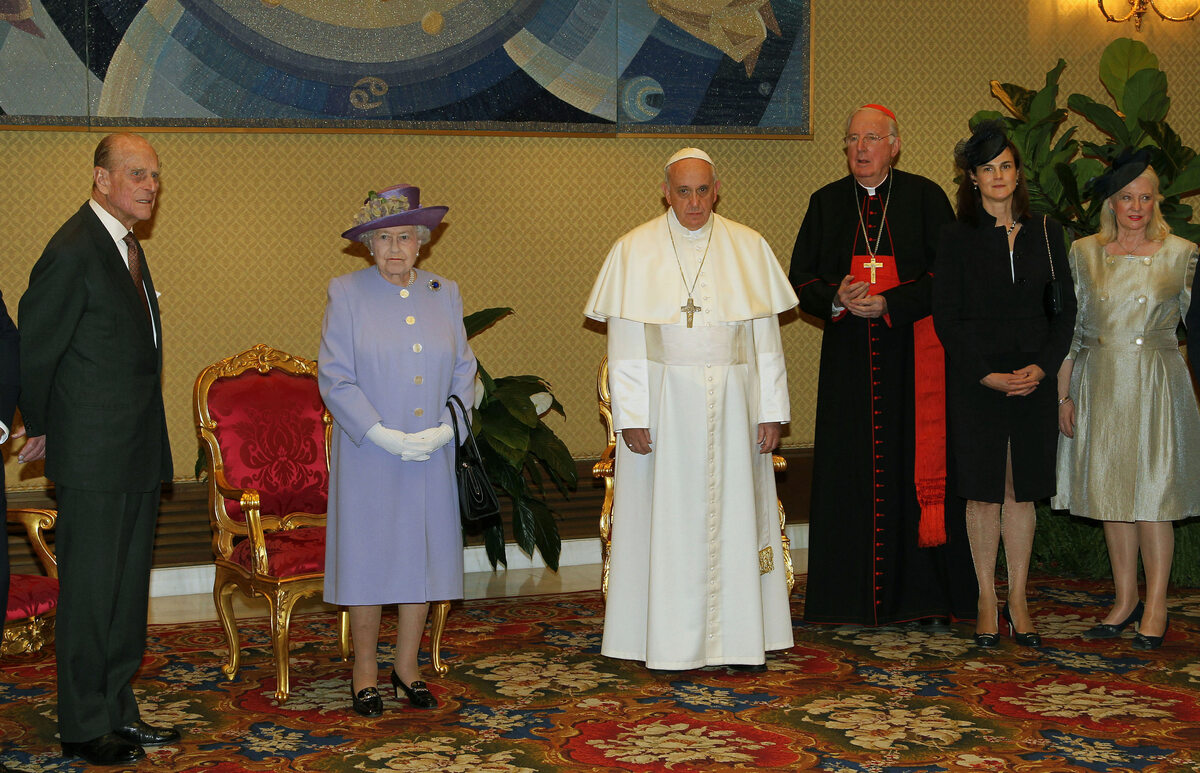 Królowa Elżbieta i książę Filip na spotkaniu z papieżem Franciszkiem w 2014 roku 