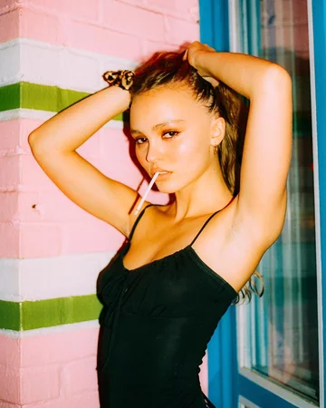 Lily-Rose Depp 