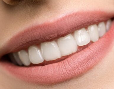 Jak wzmocnić zęby? 5 skutecznych sposobów, które nie zajmą ci wiele czasu