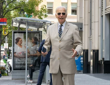 Miniatura: Joe Biden z blizną na czole. Były...
