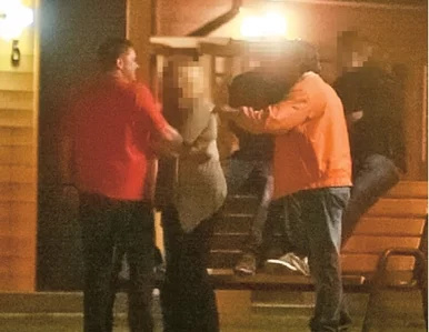 Miniatura: Eksperci: To, co robi Hofman jest...