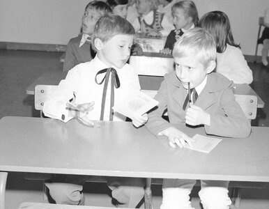 Miniatura: QUIZ Wyliczanki i rymowanki z czasów PRL....