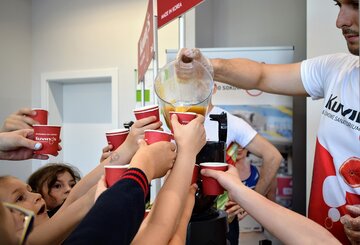 Bardzo ważne są konkretne działania, promujące odpowiednią dietę wśr&oacute;d uczni&oacute;w