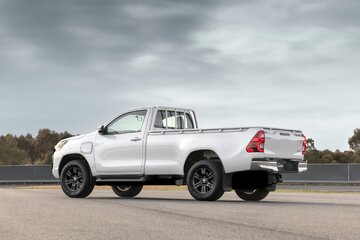 Toyota Hilux BEV