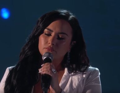Miniatura: Grammy 2020. Lovato we łzach śpiewała o...
