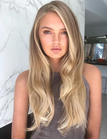 Romee Strijd 