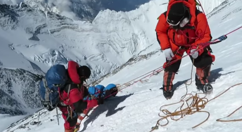 Niezwykła akcja ratunkowa na Mount Everest 