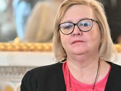 Miniatura: „Cuda nad urnami”. Manowska uderza...