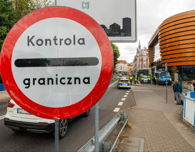 Miniatura: Kontrole na granicy z Niemcami i Litwą....