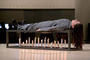 Performance Mariny Abramović 