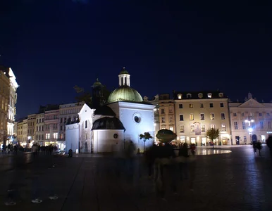 Miniatura: Kraków zaciemnia ulice. Będzie jak podczas...