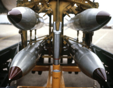 Miniatura: USA testują nowy typ bomby atomowej....