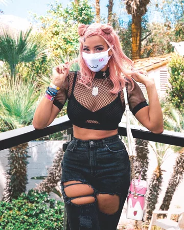 Gabbie Hanna 