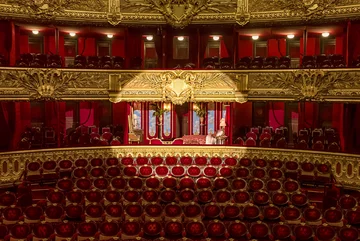 Pokój do wynajęcia oraz wnętrza w Palais Garnier 