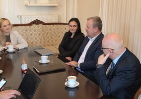Miniatura: Minister znalazła czas na&nbsp;spotkanie...