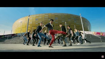 Gdańsk. Kadr ze zwiastuna filmu  „Mersal” 