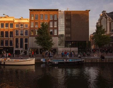 Miniatura: Wyświetlał antysemickie napisy na domu...