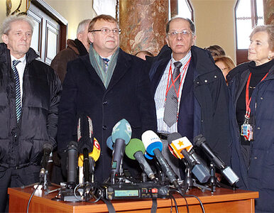 Miniatura: "Tymoszenko ma przepuklinę kręgosłupa"