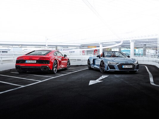 Miniatura: Audi R8 V10 Performance RWD