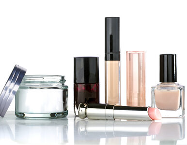 Miniatura: Lista kosmetyków, które zawierają toksyny?...