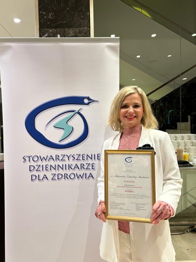 Aleksandra Zalewska-Stankiewicz z III nagrodą w kategorii Internet