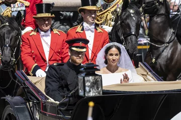 Para młoda w karecie 