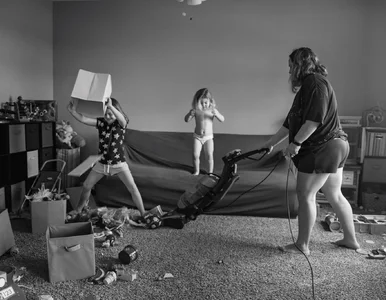 Miniatura: Macierzyństwo jest proste? Te zdjęcia...