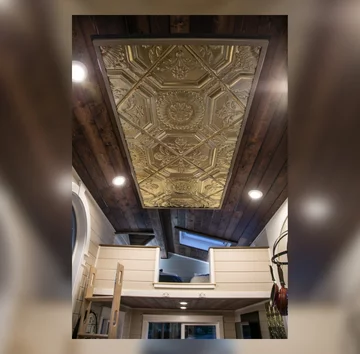 Mały dom na kółkach projektu firmy Tiny Heirloom 