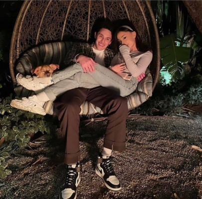 Miniatura: Ariana Grande i Dalton Gomez wzięli ślub....