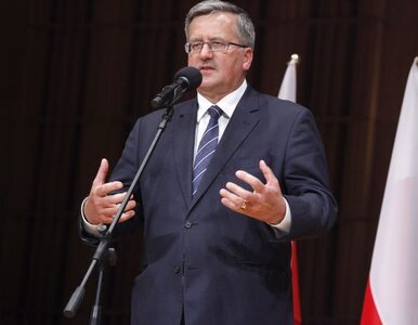 Miniatura: Komorowski nagrodzony oklaskami