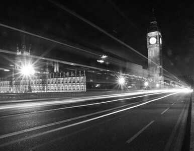 Miniatura: W brytyjskich miastach w nocy było spokojnie