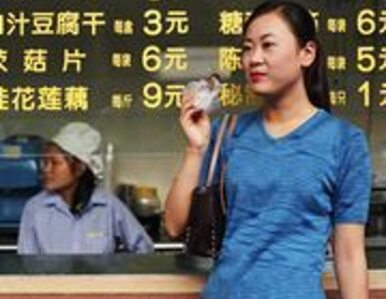 Miniatura: Chińska gospodarka najwolniejsza od dekady
