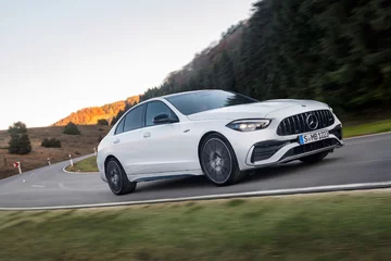 Nowy Mercedes-AMG C 43 4MATIC Limuzyna i Kombi 