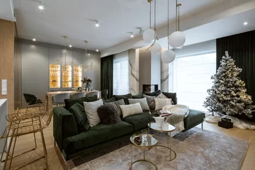 Świąteczny nastrój zaczyna się od architektury wnętrza – dobrze zaprojektowany dom pozwala celebrować Boże Narodzenie wszystkimi zmysłami, bez pośpiechu i bez kompromisów, projekt: Hola Design 