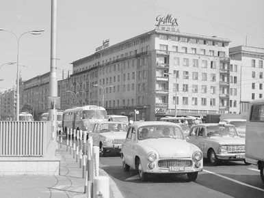 Miniatura: QUIZ. Pamiętasz czasy PRL-u? Młodzież...