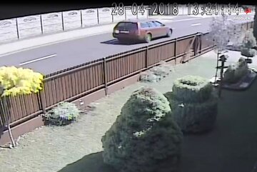 Samoch&oacute;d poszukiwany przez policję