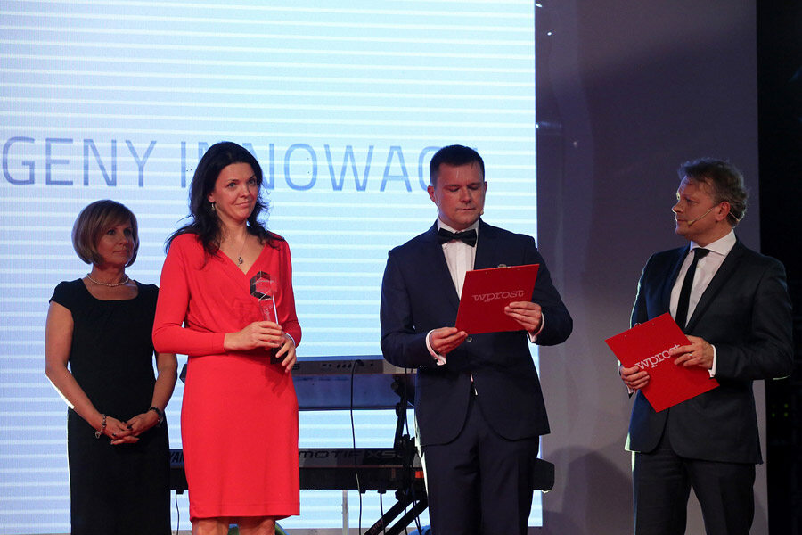 Innowatory „Wprost” 2015 Gala była zwieńczeniem V edycji rankingu najbardziej innowacyjnych polskich przedsiębiorstw prowadzonego przez tygodnik „Wprost” od 2011 r. Statuetki INNOWATORÓW trafiają do najlepszych firm w najbardziej dynamicznych sektorach gospodarki. Sektory te to: