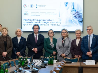 Miniatura: Kardiolodzy, neurolodzy, onkolodzy...