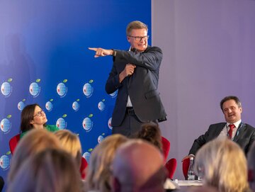 Prof. Paweł Ptaszyński zapewnia, że&nbsp;argumenty przeciwnik&oacute;w to&nbsp;demagogia