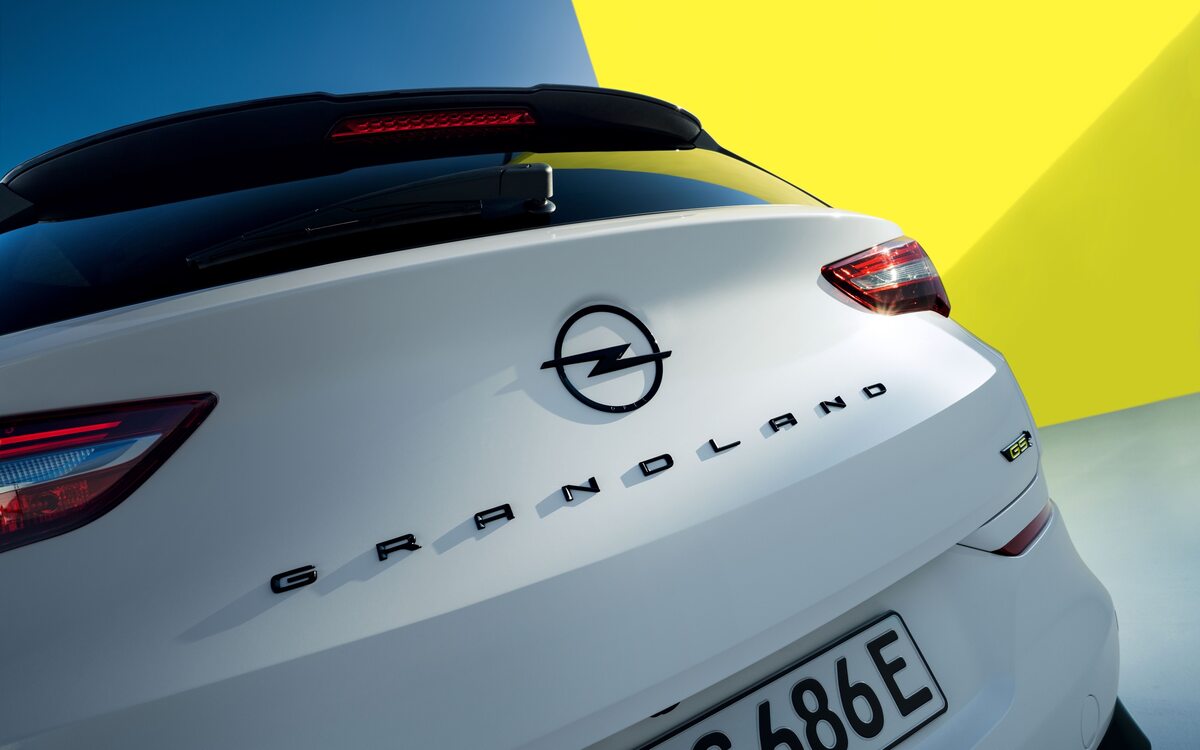 Nowy Opel Grandland GSe 