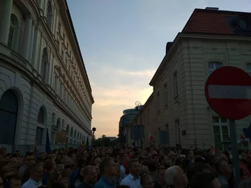 Protest przed Pałacem Prezydenckim 