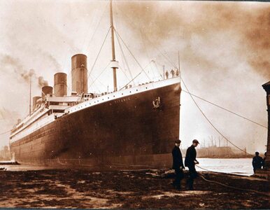 Miniatura: W Titanic uderzył okręt podwodny. Wypadek...