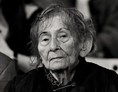 Miniatura: Nie żyje znana poetka. Prezydent Wrocławia...