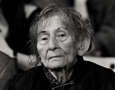 Miniatura: Nie żyje znana poetka. Prezydent Wrocławia...