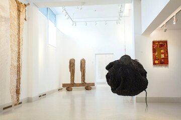 Prace Magdaleny Abakanowicz i&nbsp;Barbary Levittoux-Świderskiej pokazują, jak polska tkanina artystyczna stała się jednym z&nbsp;najważniejszych zjawisk światowej sztuki XX wieku