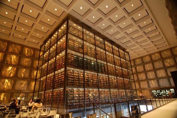Biblioteka Beinecke na Uniwersytecie Yale (fot. epicdash.com)
