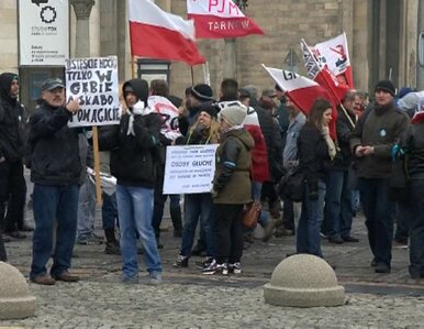 Miniatura: Głuchoniemi protestują w centrum Warszawy